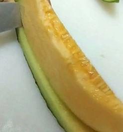 宝宝吃蜜瓜,蜜瓜营养美味新体验